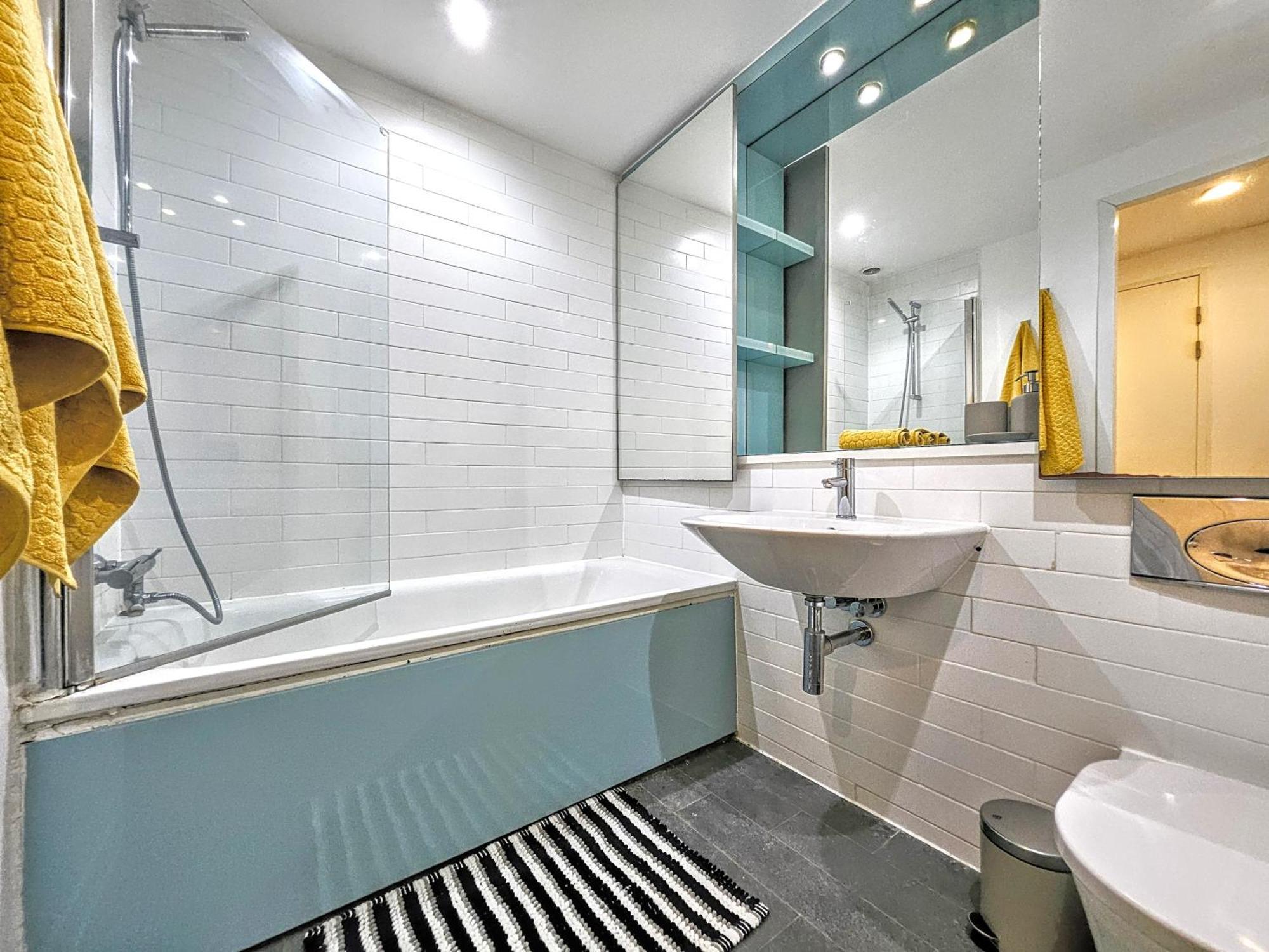 City Waterside, Old Street, Angel, Entire Private Apartment London Exterior photo